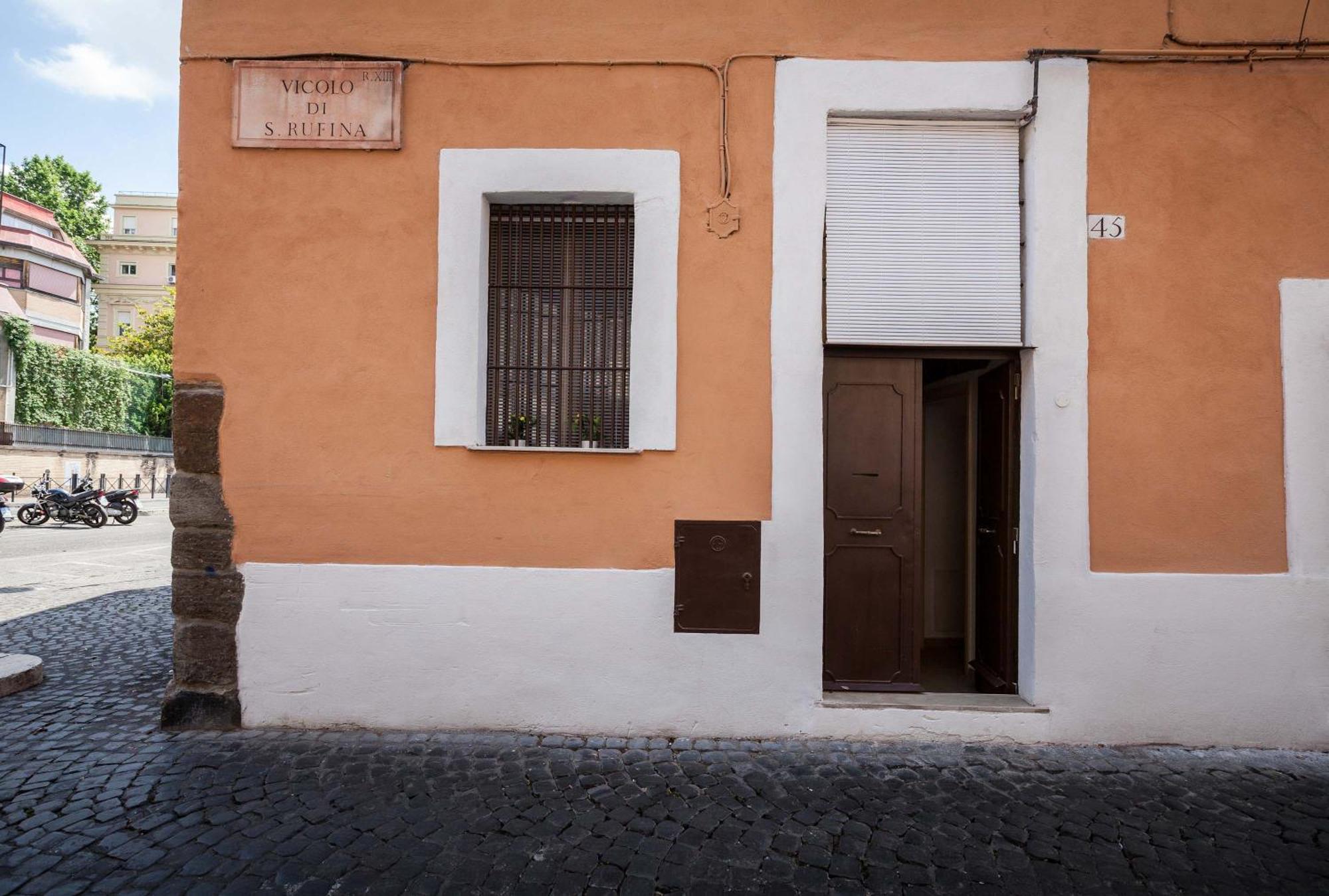 Boccanera A Trastevere Holiday Apartment Rome Luaran gambar